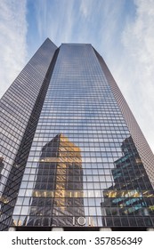 NEW YORK CITY, USA - SEPTEMBER 27, 2015: 101 Park Avenue Building In New York City, America