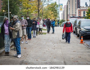 New York City, New York/USA October 28, 2020 Early Voting On Manhattan's Upper Westside West Side High School. 