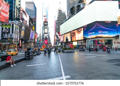 Download Time Square Billboard Blank Images Stock Photos Vectors Shutterstock