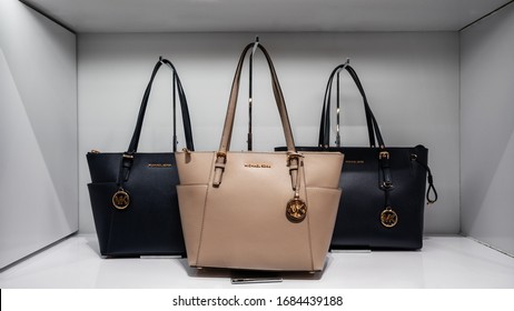 michael kors handbags latest design