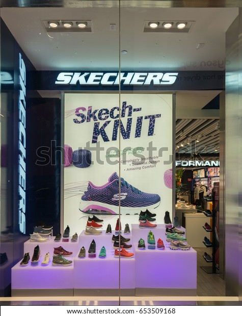 skechers time square store