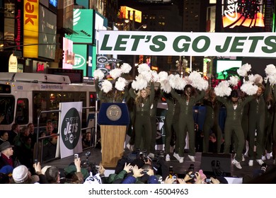 NEW YORK - JANUARY 21: Jets Flight Crew Perform At The New York Jets AFC Championship Game Pep Rally In Times Square On January 21, 2010 In New York City.