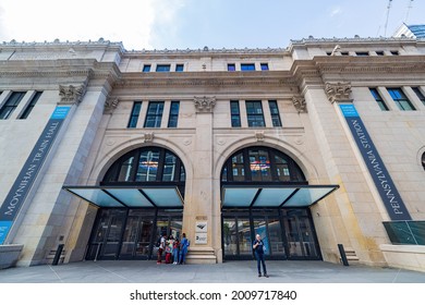 New York, JUL 4, 2021 - Exterior View Of The Pennsylvania Station