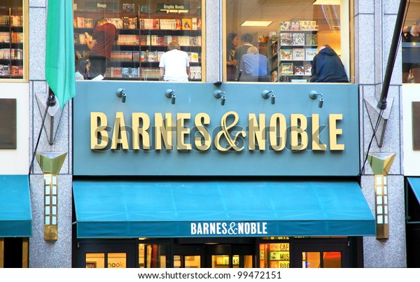 New York July 15 Barnes Noble Stock Photo Edit Now 99472151