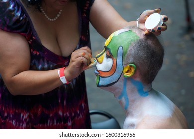 NEW YORK - July 18, 2015. New York City Celebrates Its Annual Body Painting Day In Dag Hammarskjöld Plaza, Across The Street From United Natons Headquarters.