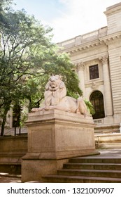 New York Library Lion