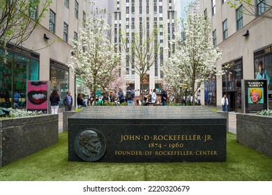 NEW YORK - MAY 12, 2022: Rockefeller Center Sign. Rockefeller Center Was Built By The Rockefeller Family During The Great Depression 