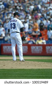 NEW YORK - MAY 20: Billy Wagner #13 Of The New York Mets Prepares To Throw A Pitch Against The New York Yankees On May 20, 2006 At Shea Stadium In Flushing, New York.