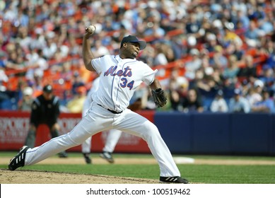 NEW YORK - MAY 20: Jorge Julio #34 Of The New York Mets Prepares To Throw A Pitch Against The New York Yankees On May 20, 2006 At Shea Stadium In Flushing, New York.