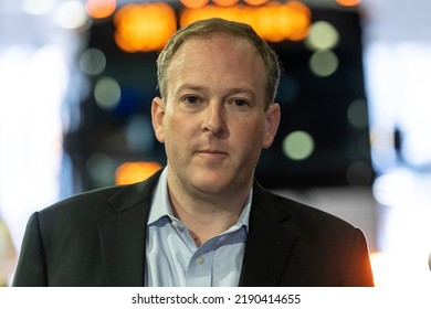 New York, NY - August 15, 2022: U. S. Representatives Lee Zeldin And Nicole Malliotakis Hold Press Conference At Port Authority Bus Terminal