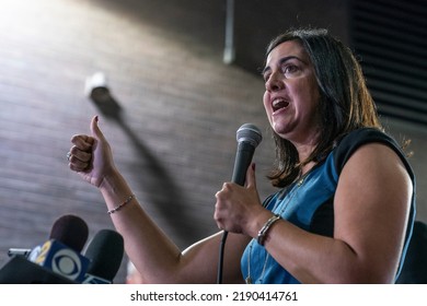 New York, NY - August 15, 2022: U. S. Representatives Lee Zeldin And Nicole Malliotakis Hold Press Conference At Port Authority Bus Terminal