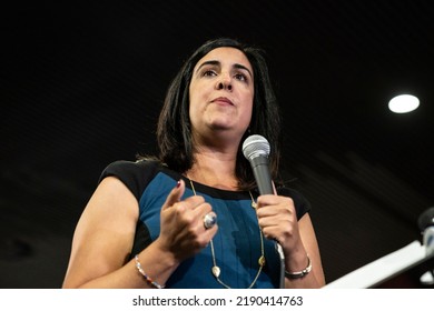 New York, NY - August 15, 2022: U. S. Representatives Lee Zeldin And Nicole Malliotakis Hold Press Conference At Port Authority Bus Terminal