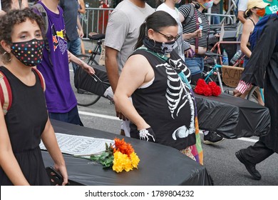 NEW YORK, NY – AUGUST 3, 2020: BLM, UFT And Other Groups Participate In A National Day Of Resistance To Protest For Demands Including No Reopening Of Schools, Police-free Schools, And Federal Funds.