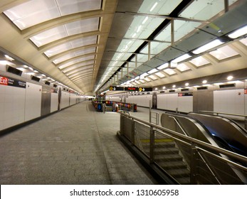 New York, NY - January 6 2017: 86th Street Q Train Station