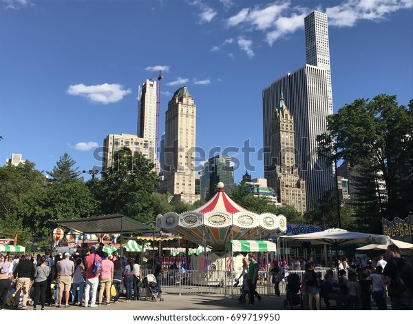 New York Ny Jun 3 Victorian Parks Outdoor Stock Image