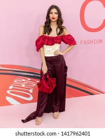 New York, NY - June 03, 2019: Emily Ratajkowski Attends 2019 CFDA Fashion Awards At Brooklyn Museum