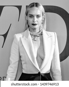 New York, NY - June 03, 2019: Amber Valletta Attends 2019 CFDA Fashion Awards At Brooklyn Museum