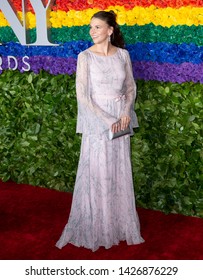 New York, NY - June 09, 2019: Sutton Foster Attends The 73rd Annual Tony Awards At Radio City Music Hall