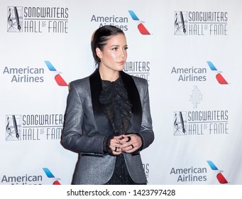 New York, NY - June 13, 2019: Halsey Attends Songwriters Hall Of Fame 50th Annual Induction And Awards Dinner At The New York Marriott Marquis