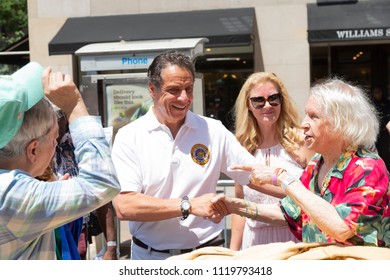 New York, NY - June 24, 2018: Sandra Lee And New York Governor Andrew Cuomo Attends 49th Annual New York Pride Parade Along 7th Avenue