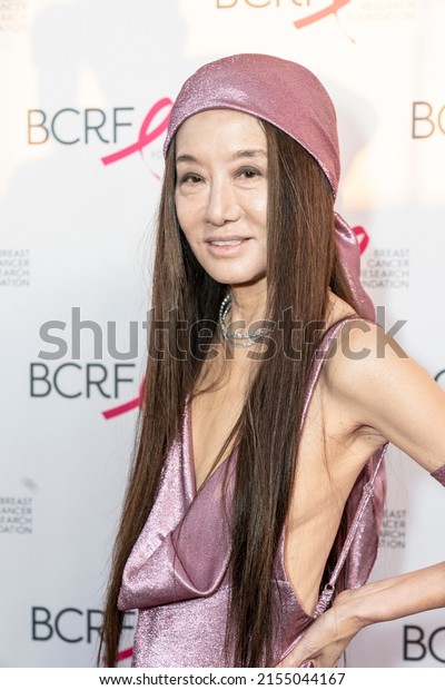 New York, NY -\
May 10, 2022: Vera Wang attends Breast Cancer Research Foundation\
pink party at The\
Glasshouse
