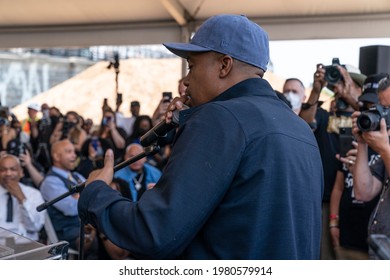 New York, NY - May 20, 2021: Artist NAS Speaks During The Universal Hip Hop Museum Groundbreaking Ceremony At Bronx Point