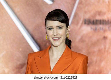 New York, NY - May 23, 2022: Rachel Brosnahan Visits Empire State Building In Celebration Of Covenant House's 50th Anniversary