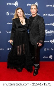 New York, NY - May 6, 2022: Amber Tamblyn And John Roberts Attend 33rd Annual GLAAD Media Awards At Hilton Midtown