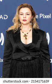 New York, NY - May 6, 2022: Amber Tamblyn Attends 33rd Annual GLAAD Media Awards At Hilton Midtown