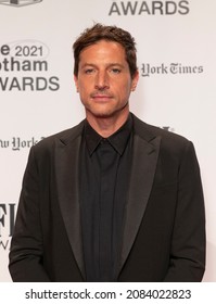 New York, NY - November 29, 2021: Simon Rex Attends The 2021 Gotham Awards At Cipriani Wall Street