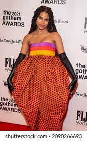 NEW YORK, NY - NOVEMBER 29: Zazie Beetz Attends The 2021 Gotham Awards At Cipriani Wall Street On November 29, 2021 In New York City.