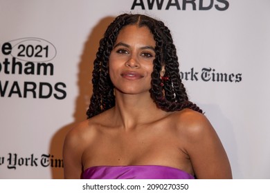 NEW YORK, NY - NOVEMBER 29: Zazie Beetz Attends The 2021 Gotham Awards At Cipriani Wall Street On November 29, 2021 In New York City.