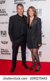 NEW YORK, NY - NOVEMBER 29: Sean Baker And Samantha Quan Attend The 2021 Gotham Awards At Cipriani Wall Street On November 29, 2021 In New York City.