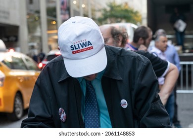 New York, NY - October 20, 2021: Supporters Of Republican Candidate Curtis Sliwa Hold Rally Outside Of NBC Studios Before General Election Debates