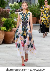 NEW YORK, NY - September 11, 2018: Elien Swalens Walks The Runway At The Oscar De La Renta Spring Summer 2019 Fashion Show During New York Fashion Week