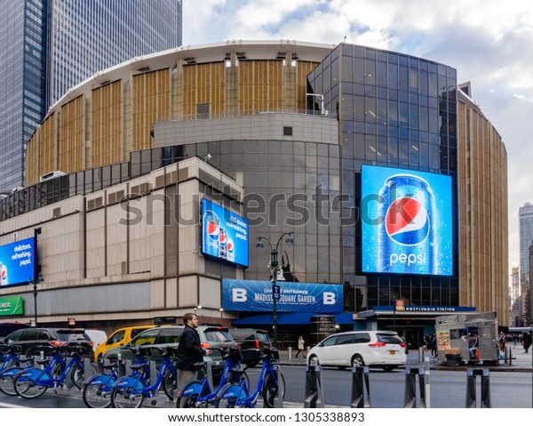 New York Ny United States Feb Stock Photo Edit Now 1305338893