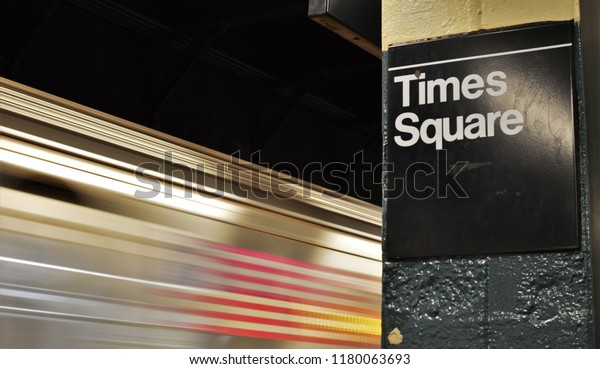 New York, NY/ USA:\
9-12-18- New York Times Square 42nd Street Sign NYC Subway\
Underground Train Grand\
Central