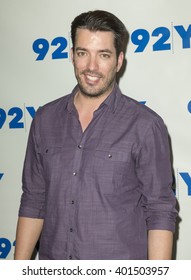 New York, NY USA - April 5, 2016: Jonathan Scott  Attends 92Y Talks Willie Geist With Property Brothers Drew & Jonathan Scott At 92nd Street Y