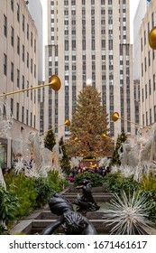 New York, NY , USA - December 28, 2019. Christmas Tree At The Rockefeller Plaza In New York City . Vertical View 