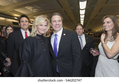 New York, NY USA - December 31, 2016: Sandra Lee And Governor Andrew Cuomo Attend 2nd Avenue Subway Celebration At 72nd Street Station In Manhattan