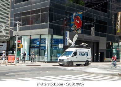 New York, NY, USA - June 7, 2021. A Spectrum News NY1 News Van Parked In The  Neighborhood Of New York , Near Times Square 