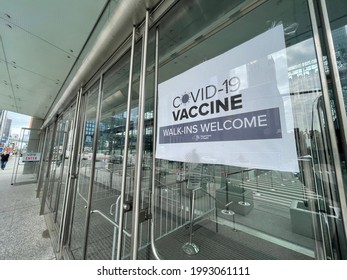 New York, NY  USA - June 12, 2021: New York City, Jacob Javits Center During Covid-19 Pandemic Converted To Mass Vaccination Site 