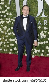 New York, NY USA - June 11, 2017: Kevin Spacey In Isaia Attends Tony Awards 2017 At Radio City Music Hall