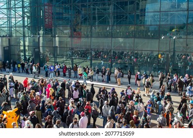 New York, NY, USA - November 19, 2021: Thousands Line Up For Day 1 Of The Three Day Anime NYC Convention At The Javits Center