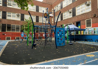 New York NY USA-October 26, 2021 An Empty School Playground In The Chelsea Neighborhood Of New York 