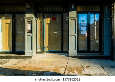 New York NY/USA-December 3, 2019 Vacant Storefront On In The Chelsea Neighborhood In New York