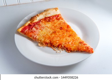 New York Style Plain Slice Of Cheese Pizza 