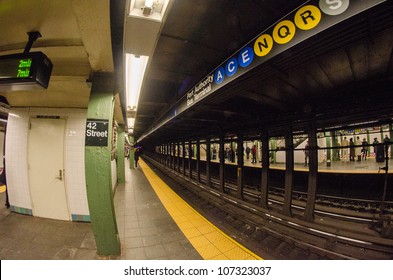 New York Subway, Train Station - U.S.A.