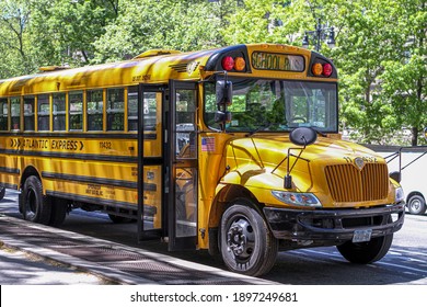スクールバス の画像 写真素材 ベクター画像 Shutterstock