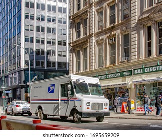 New York, USA February 17, 2020 City Scape Street View In Broadway, Manhattan In New York City With Road Traffic And  US Postal Service Truck 